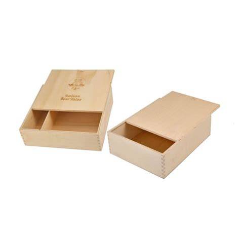 Diverse tipologie di scatole regalo in legno