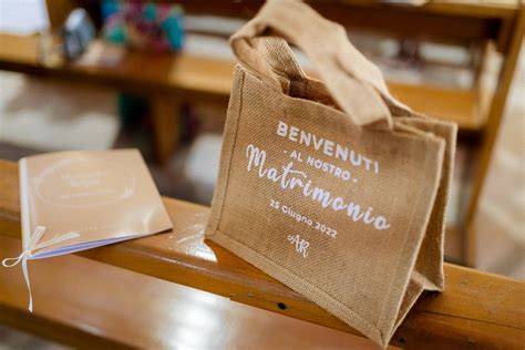 wedding bag con accessori per gli invitati
