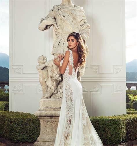 Belen Rodriguez in abito da sposa