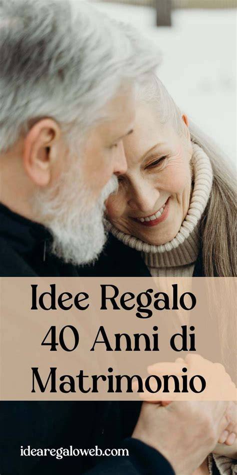 Coppia che festeggia 40 anni di matrimonio
