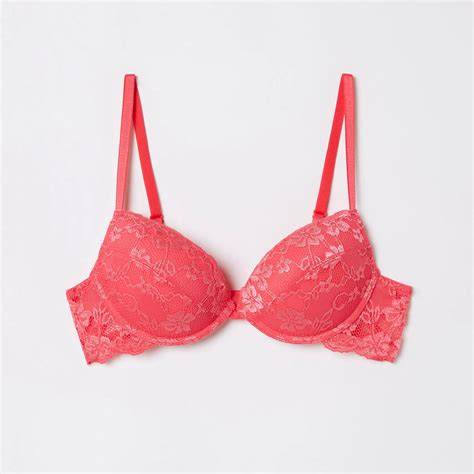 Reggiseni da sposa Yamamay con dettagli in pizzo