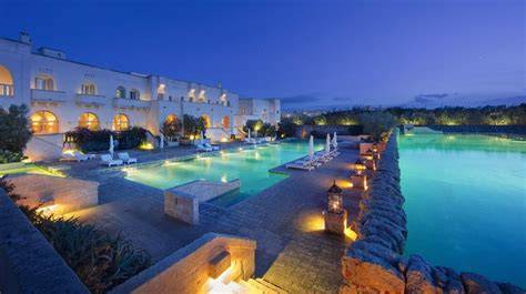 Coppia di sposi a Borgo Egnazia