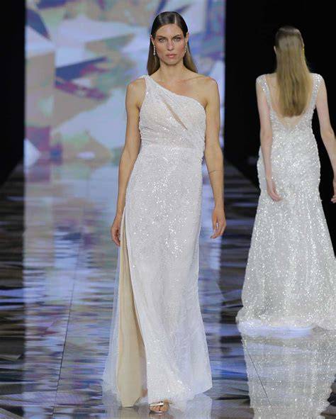 Sfilata di abiti da sposa Laura Biagiotti