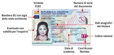 Documento di identità con campo stato civile barrato