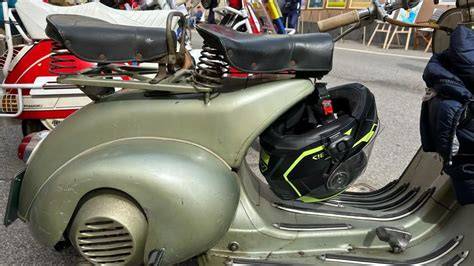 Dettaglio di una Vespa d'epoca