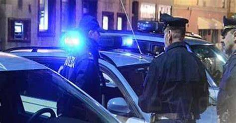 Polizia che interviene