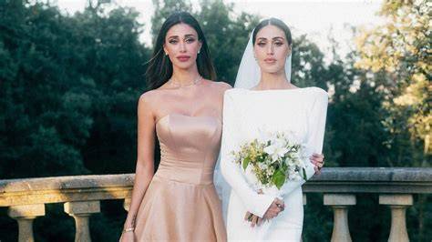 Belen Rodriguez damigella d'onore