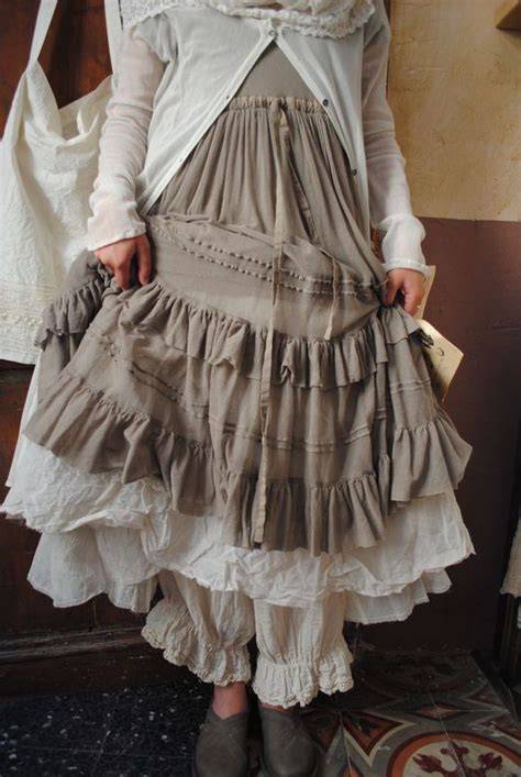 Paggetto con abito shabby chic