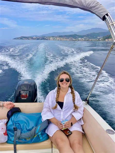 Gita in barca a vela lungo la costa ligure