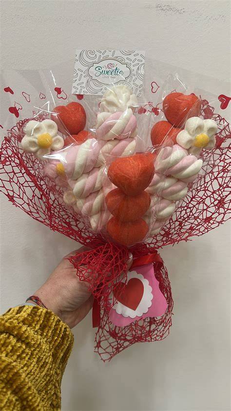 Bouquet di marshmallow e braccialetti personalizzati