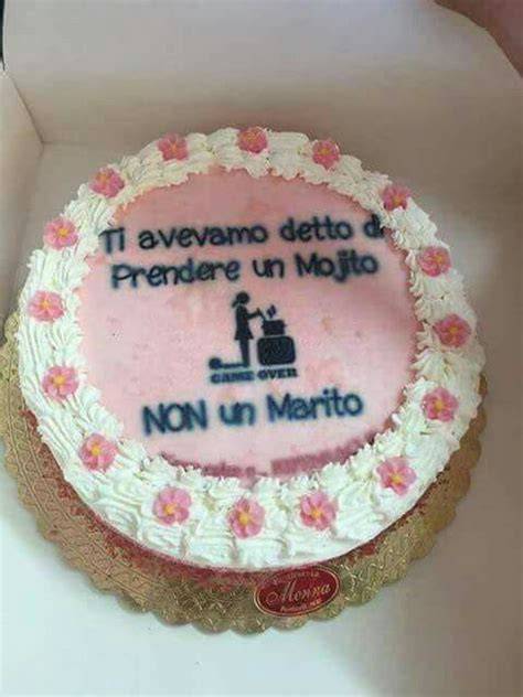 Frasi divertenti per torte di addio al nubilato
