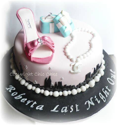 Torta di addio al nubilato a tema Sex and the City