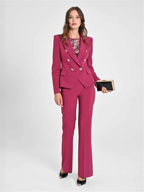 Tailleur elegante per laurea