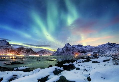 Aurora boreale sopra le Isole Lofoten