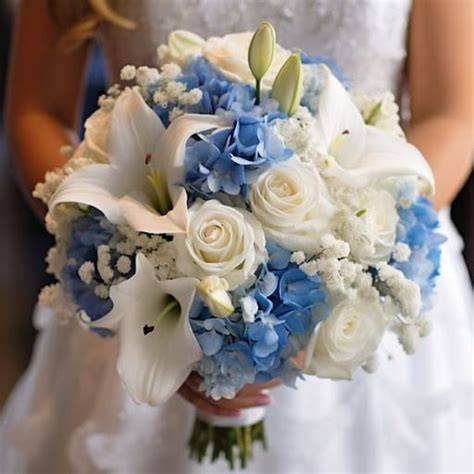 Bouquet di fiori bianchi e blu per matrimonio civile