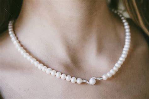 Collana di perle come simbolo di purezza e raffinatezza