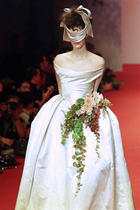Dettaglio dell'abito da sposa Vivienne Westwood