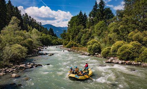 Rafting sul fiume Noce