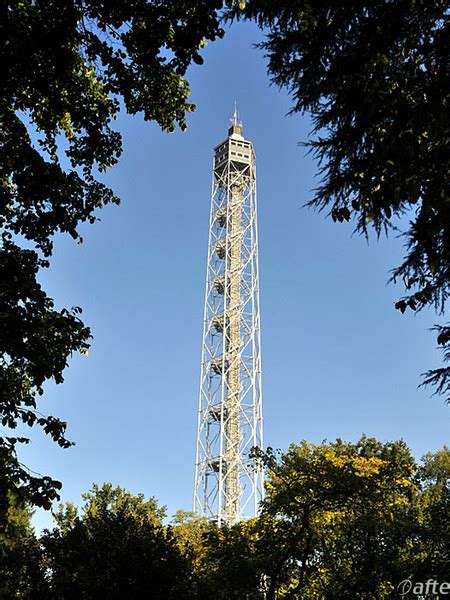 Illustrazione della Torre Branca e del Parco Sempione