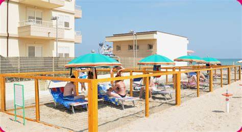 Spiaggia attrezzata per cani