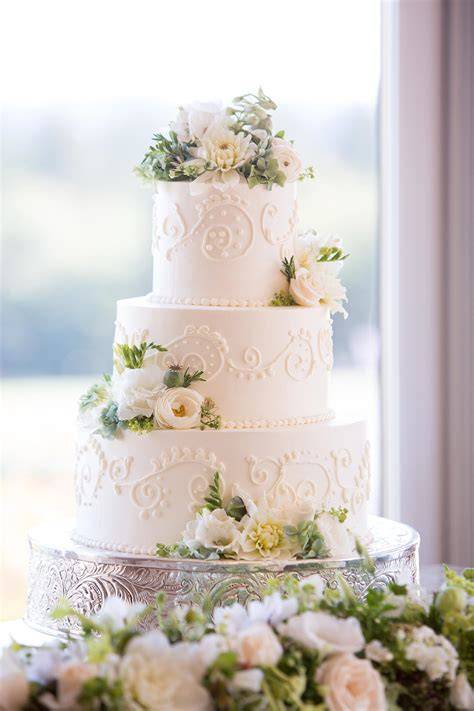 Torta nuziale artistica di Caru Cake
