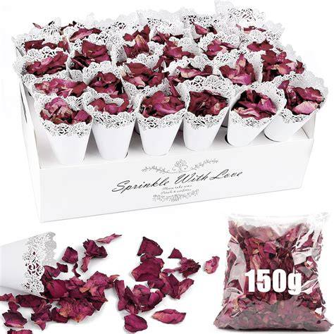 Coni portariso riempiti di petali di rosa