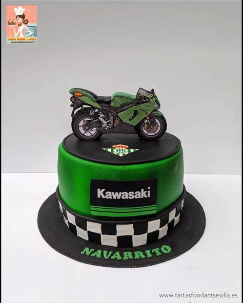 Torta nuziale a tema moto Kawasaki