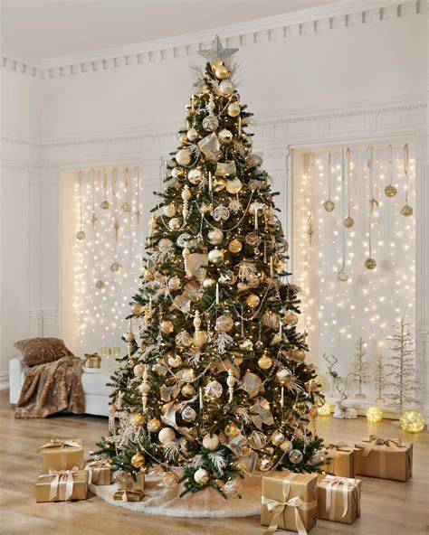 Albero di Natale addobbato
