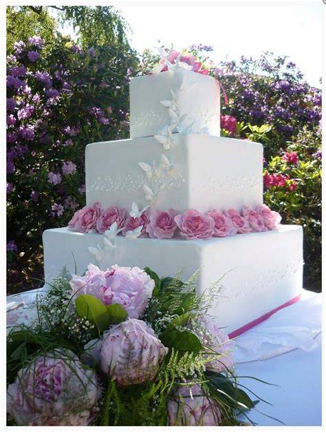 torta nuziale rosa e verde