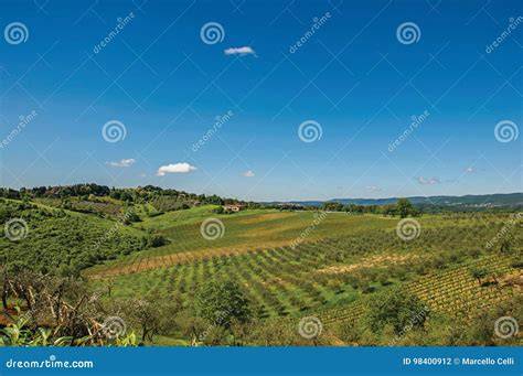 Paesaggio della campagna toscana con una villa