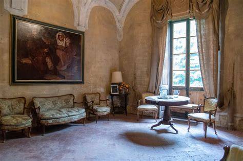 Interni medievali restaurati del Castello di Rossino