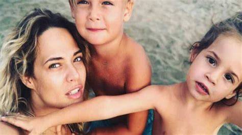 Laura Chiatti con i suoi figli