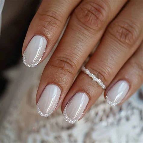 Unghie sposa con glitter