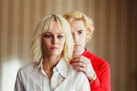 Vanessa Paradis in una scena del film Knife+Heart