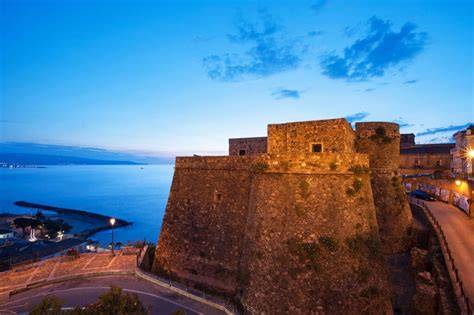 Castello Murat a Pizzo con vista mare