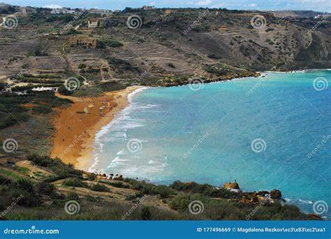 Spiaggia rossa di Ramla Bay