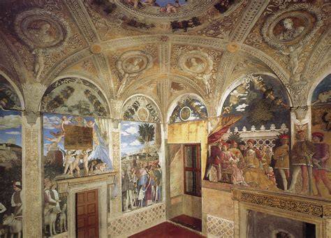 Interno della Camera degli Sposi con affreschi di Andrea Mantegna