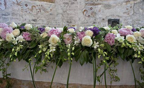 Addobbi floreali per matrimonio all'aperto