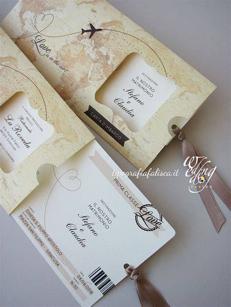 Esempi di partecipazioni di matrimonio a tema viaggio con carta perlata