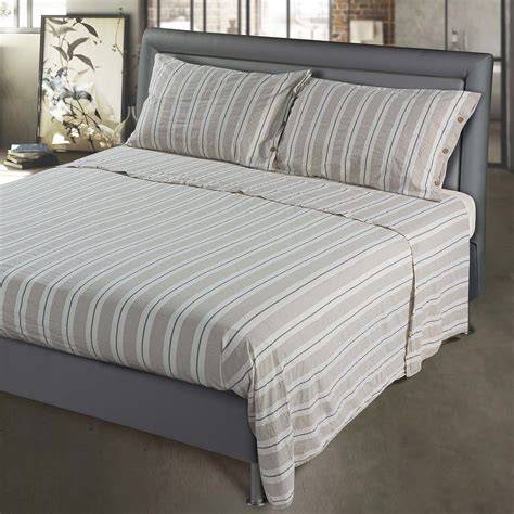 Dettaglio di un completo letto 