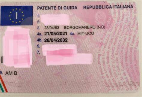 Calendario con evidenziata la data di scadenza della patente coincidente con il compleanno