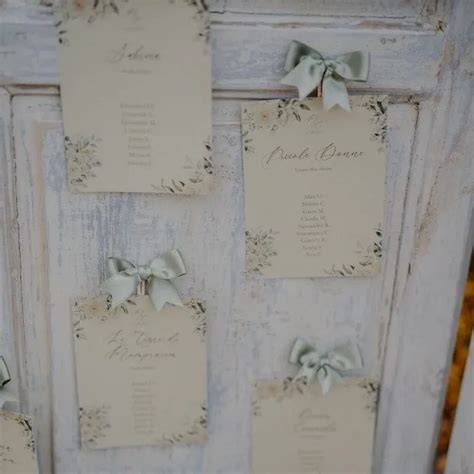 Design di un tableau de mariage classico ed elegante