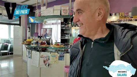 Bar accogliente in un piccolo paese