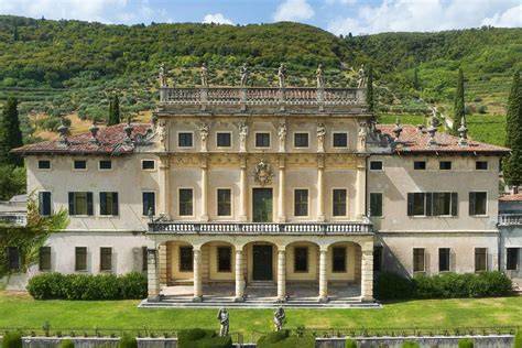 Panorama di Villa Arvedi con vigneti