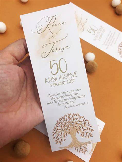 Simbolo del 5° anniversario di matrimonio: albero che cresce