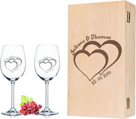 Set di bicchieri da vino in una scatola di legno personalizzata