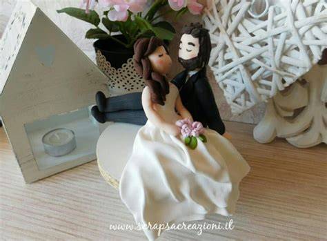 Cake topper stilizzati per matrimonio