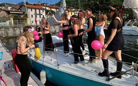 Addio al nubilato in barca a vela